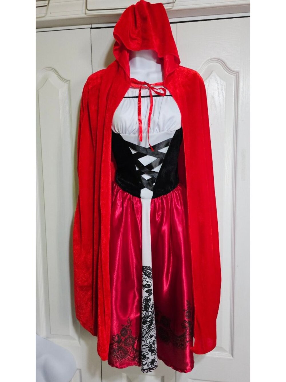 Little Red Riding Hood Costume Women Large Dress Hooded Cape Halloween Adult